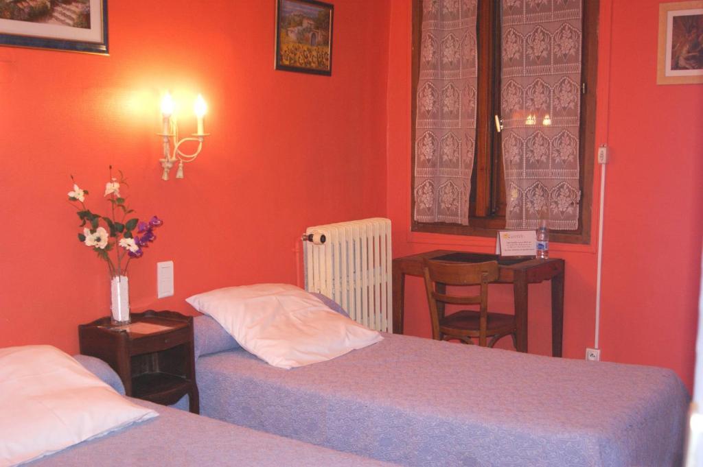 Hotel Innova Cardabella Αβινιόν Δωμάτιο φωτογραφία